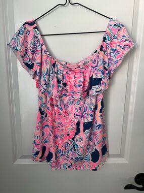 Lilly Pulitzer Off-the-shoulder top in “Head in the Sand” print